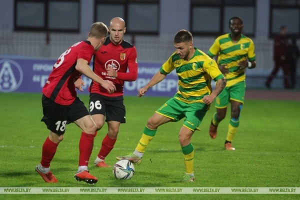 "Неман" выиграл у "Славии" в чемпионате Беларуси по футболу