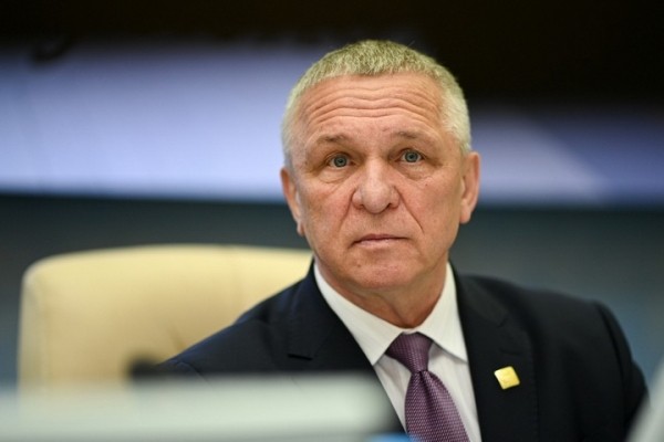 Гандбол. Владимир Коноплев: спешу порадовать болельщиков — 15 октября в Бресте нас ждет большой гандбол
Гандбол. Владимир Коноплев: спешу порадовать болельщиков — 15 октября в Бресте нас ждет большой гандбол