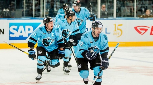 Хоккеисты минского "Динамо" уступили "Локомотиву" в КХЛ Хоккеисты минского "Динамо" уступили "Локомотиву" в КХЛ