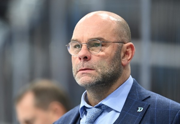 Хоккей.  Крэйг Вудкрофт опустился с 7-го на 18-е место в рейтинге тренеров КХЛ
 