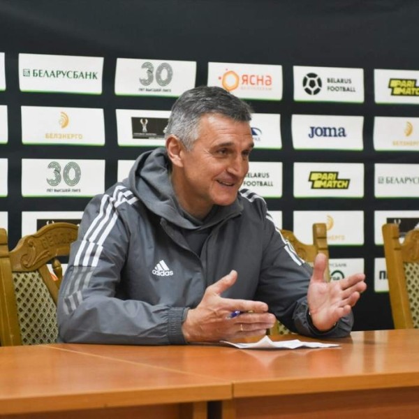 Футбол. Павел Родненок: мы, как наша федерация. Подготовили программу развития, согласно которой чемпионство будет в 2028 году
Футбол. Павел Родненок: мы, как наша федерация. Подготовили программу развития, согласно которой чемпионство будет в 2028 году