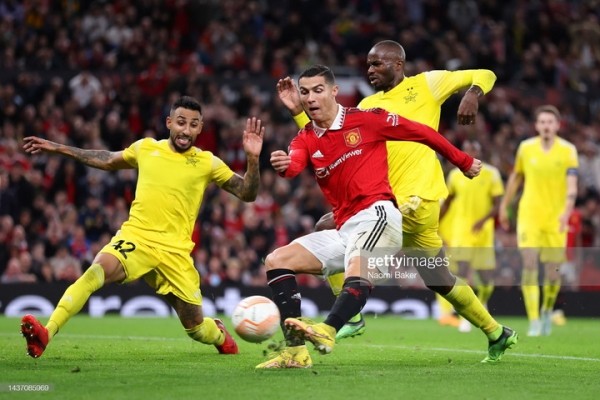 Футбол.  Лига Европы. Гол Криштиану Роналду помог "Манчестер Юнайтед" крупно обыграть "Шериф" и другие результаты матчей
 