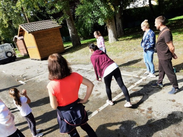 Беларусы па ўсім свете ўдарна правялі Дзень спартыўнай салідарнасці: падтрымалі Хамутоўскага, збіралі грошы палітвязням, Сныціна гуляла ў футбол Беларусы па ўсім свете ўдарна правялі Дзень спартыўнай салідарнасці: падтрымалі Хамутоўскага, збіралі грошы палітвязням, Сныціна гуляла ў футбол