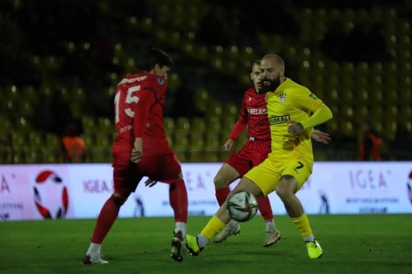 Футбол. Чемпионат Беларуси. 24-й тур. Чудесное спасение "Шахтера", потери минского "Динамо" и БАТЭ — в полной картине субботы
Футбол. Чемпионат Беларуси. 24-й тур. Чудесное спасение "Шахтера", потери минского "Динамо" и БАТЭ — в полной картине субботы