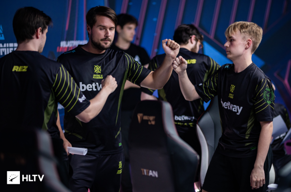 Разное.  Команда 1WIN с белорусом lollipop21k обыграла G2, вышел трейлер новой части Need for Speed и другие новости киберспорта за 6 октября
 