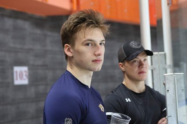 Хоккей.  КХЛ. Владислав Еременко, открыв счет, помог "Магнитке" обыграть "Ак Барс"
 