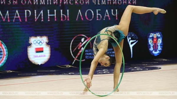 Василек, сакура, белый лотос, гортензия: в Минске стартовал международный турнир по художественной гимнастике