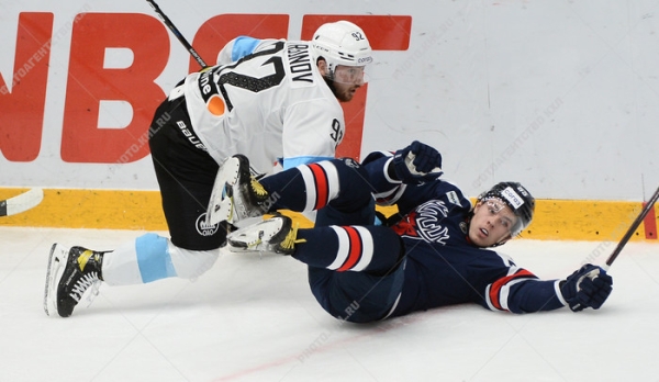 Хоккей.  КХЛ. Минское "Динамо" в овертайме одолело "Торпедо", прервав серию из четырех поражений
 