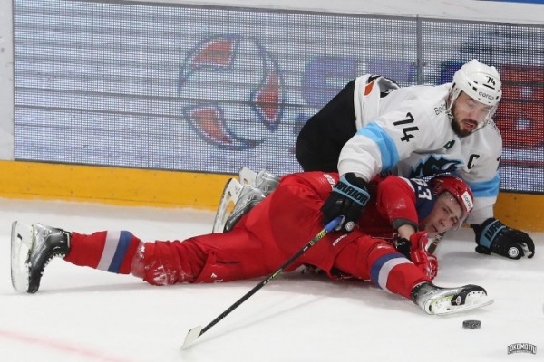 Хоккей.  КХЛ. "Динамо" Мн — "Локомотив". Текстовая трансляция матча начнется в 17.00
  