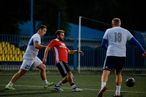 Неугодный в белфутболе Стасевич спустился в любители – в команде куча бывших топов (Глебы, Шитов, Молош) и участники «договорняков», когда-то за нее играли Хацкевич и Мелкозеров