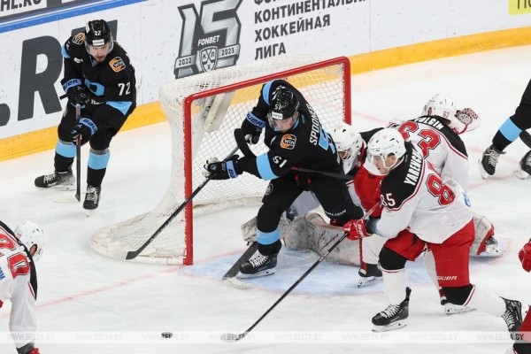 Хоккеисты минского "Динамо" проиграли Витязю в КХЛ