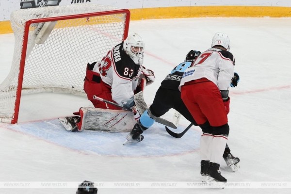 Хоккеисты минского "Динамо" проиграли Витязю в КХЛ