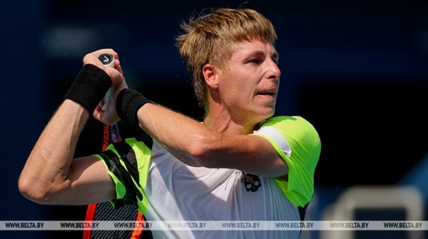 Белорусский теннисист Илья Ивашко проиграл в 1/16 финала турнира в Стокгольме