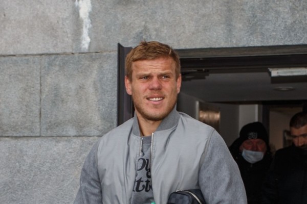 Футбол. Александр Кокорин ответил на вопрос о борьбе "Ариса" за чемпионство
Футбол. Александр Кокорин ответил на вопрос о борьбе "Ариса" за чемпионство