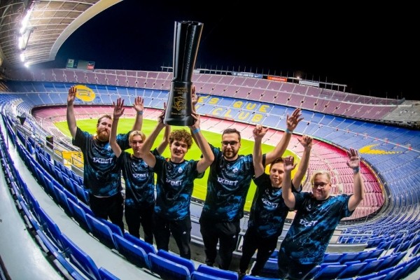 Разное.  Кошачьи наушники от Razor, команда RNG потерпела поражение от COVID и другие новости индустрии за 17 октября
 