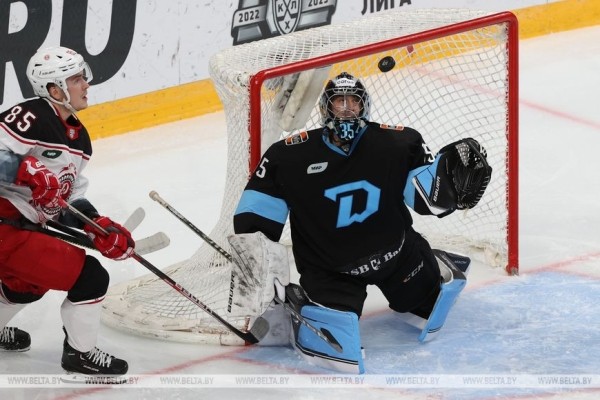 Хоккеисты минского "Динамо" проиграли Витязю в КХЛ