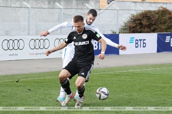 Минское "Динамо" и "Торпедо-БелАЗ" сыграли вничью в чемпионате Беларуси Минское "Динамо" и "Торпедо-БелАЗ" сыграли вничью в чемпионате Беларуси