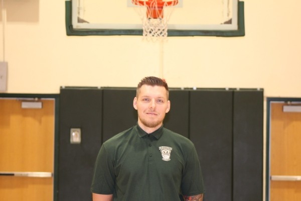 «Утром был скаутом клуба НБА, а вечером носил тарелки». Тренер топовых баскетболистов – о том, как пробился в США и почему гордится тем, что беларус