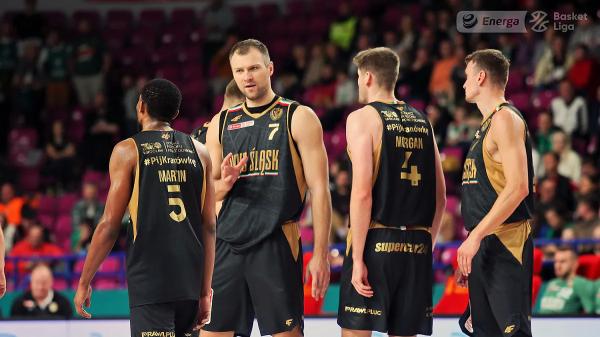 Баскетбол.  Центровой сборной Беларуси Артем Параховский подаст заявление на получение польского гражданства
 