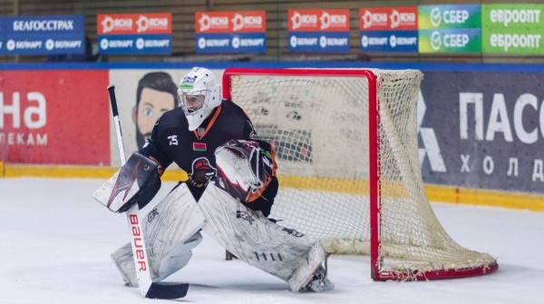 Хоккеисты "Шахтера" одержали четвертую победу подряд в экстралиге Хоккеисты "Шахтера" одержали четвертую победу подряд в экстралиге