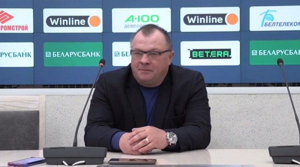 Футбол. Игорь Ковалевич: надо было "Динамо" записать три очка, пусть бы записали до игры. А в еврокубках проигрывают Гваделупе
Футбол. Игорь Ковалевич: надо было "Динамо" записать три очка, пусть бы записали до игры. А в еврокубках проигрывают Гваделупе