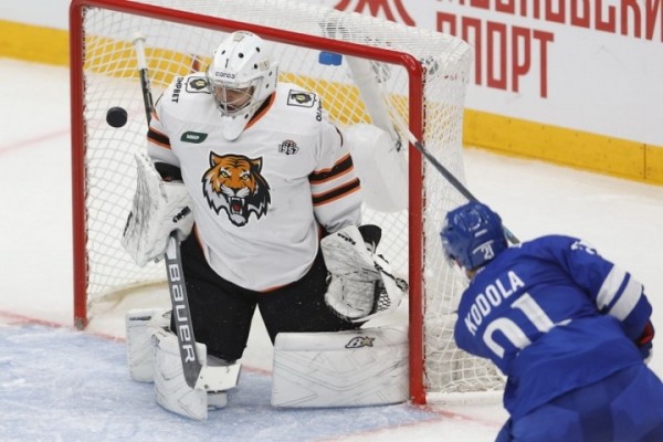 Хоккей.  КХЛ. Московское "Динамо" активно ищет обмен белорусскому нападающему Владиславу Кодоле
 