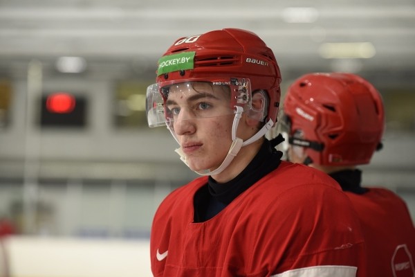 Хоккей.  Сборная Беларуси (U-20) проиграла сверстникам из России в формате "3х3" на Кубке Будущего
&nbsp;