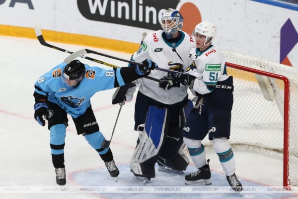 Хоккеисты минского "Динамо" обыграли "Сочи" в матче чемпионата КХЛ Хоккеисты минского "Динамо" обыграли "Сочи" в матче чемпионата КХЛ