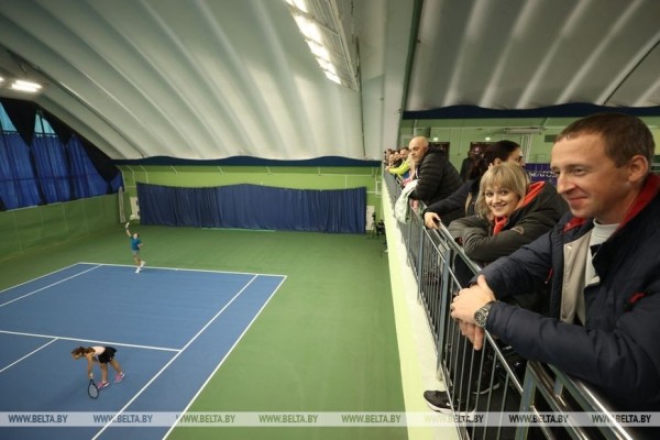 Теннисисты минской "Смены" в третий раз выиграли "Золотую ракетку" Теннисисты минской "Смены" в третий раз выиграли "Золотую ракетку"