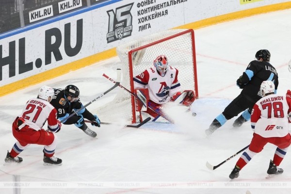 Хоккеисты минского "Динамо" добыли четвертую подряд победу в КХЛ