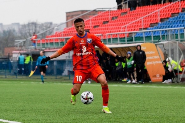 Футбол. Бобир Абдихоликов повторил рекорд чемпионатов Беларуси по числу победных голов в сезоне
Футбол. Бобир Абдихоликов повторил рекорд чемпионатов Беларуси по числу победных голов в сезоне