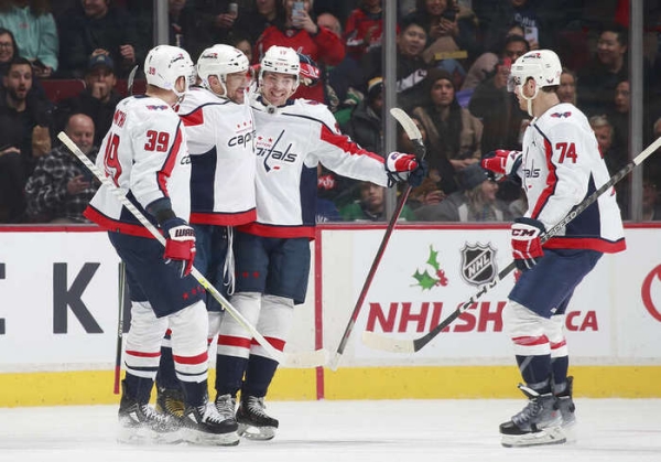 Хоккей.  НХЛ. Алексей Протас поучаствовал в победе "Вашингтона" над "Ванкувером"
&nbsp;