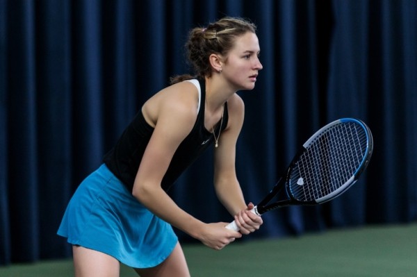 Теннис. Анна Кубарева справилась с Анастасией Ковалевой в 1/4 финала турнира в Израиле
Теннис. Анна Кубарева справилась с Анастасией Ковалевой в 1/4 финала турнира в Израиле