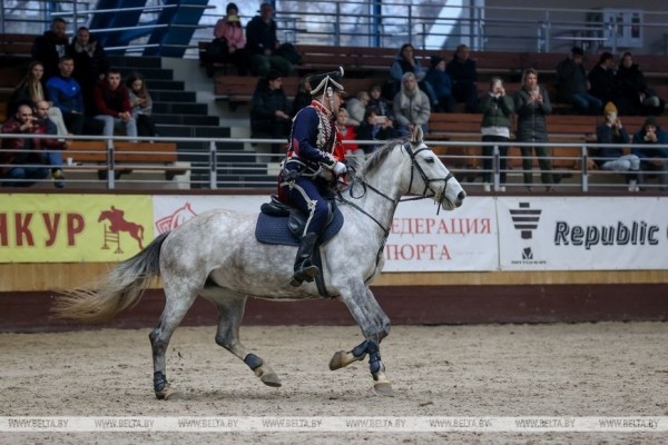 ФОТОФАКТ: Соревнования по конкуру прошли в Республиканском центре олимпийской подготовки "Ратомка"