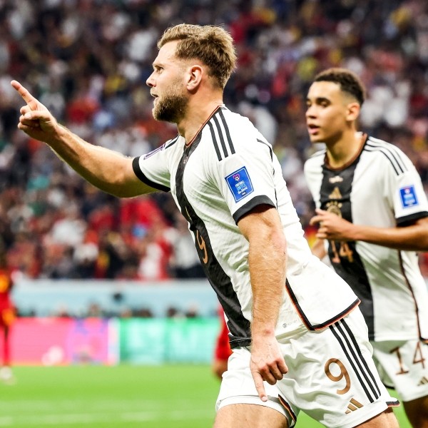 Футбол.  ЧМ-2022. Гол Фюллькруга принес сборной Германии ничью в матче с испанцами. Немцы остаются последними в группе
 