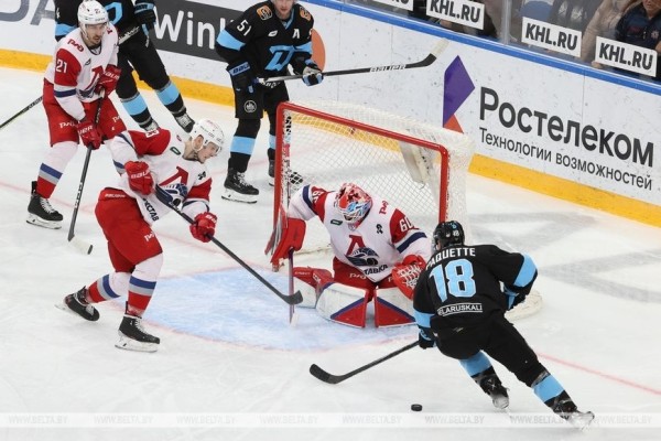 Хоккеисты минского "Динамо" добыли четвертую подряд победу в КХЛ