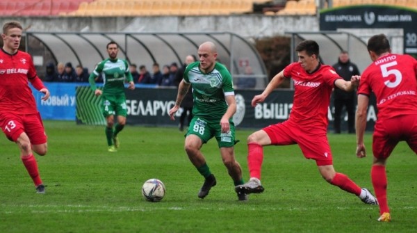Футболисты "Белшины" пробились в четвертьфинал Кубка Беларуси