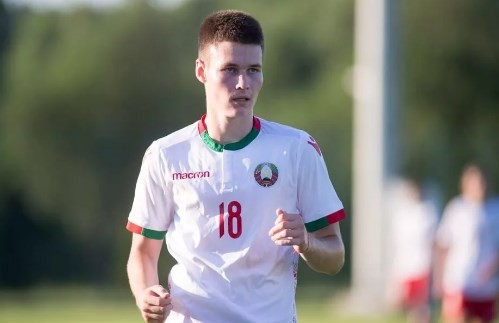 Футбол. "Спартак" интересуется игроком БАТЭ Шуманским, но сделка может не состояться
Футбол. "Спартак" интересуется игроком БАТЭ Шуманским, но сделка может не состояться