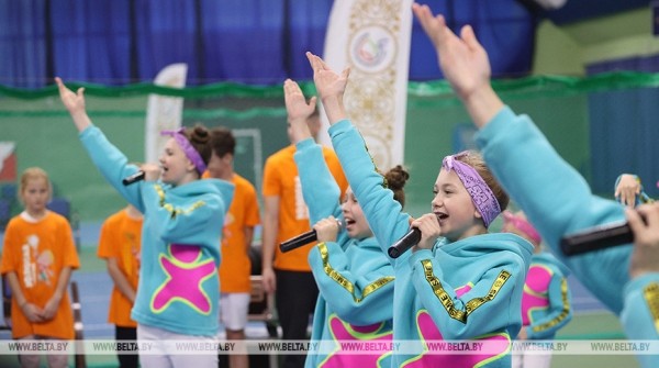 ФОТОФАКТ: Церемония награждения финалистов республиканского турнира по теннису "Золотая ракетка"