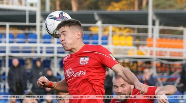 Дзержинский "Арсенал" стал хозяином первого переходного матча с рогачевским "Макслайном"