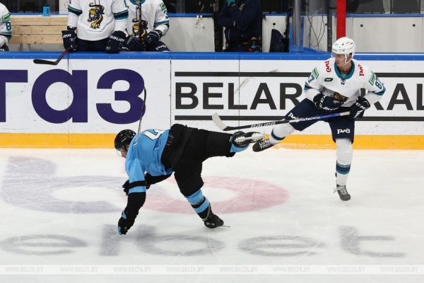 Хоккеисты минского "Динамо" обыграли "Сочи" в матче чемпионата КХЛ Хоккеисты минского "Динамо" обыграли "Сочи" в матче чемпионата КХЛ