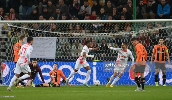 Футбол.  Лига чемпионов. "Реал" и "Лейпциг" вышли в плей-офф, "Шахтер" выступит в Лиге Европы, "Селтик" покинул еврокубки
 