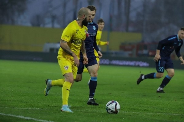 Футбол.  Солигорский "Шахтер" нанес поражение брестскому "Динамо" и вернулся на первое место
 