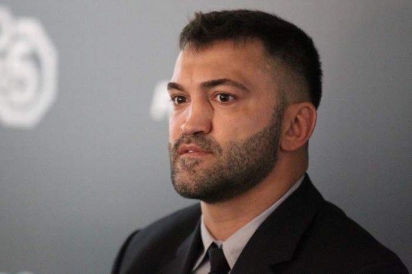 Разное. Андрей Орловский отреагировал на смерть Джонсона, вспомнив, как тот сломал ему челюсть
Разное. Андрей Орловский отреагировал на смерть Джонсона, вспомнив, как тот сломал ему челюсть