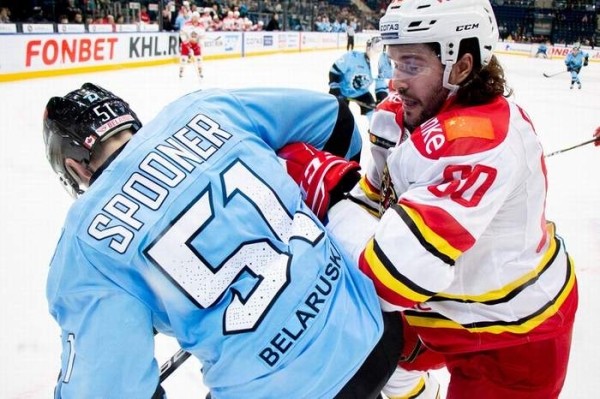 Хоккей.  КХЛ. "Куньлунь" — "Динамо" Мн. Текстовая трансляция матча на pressball.by
  