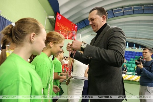 ФОТОФАКТ: Церемония награждения финалистов республиканского турнира по теннису "Золотая ракетка"