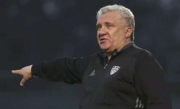 Футбол.  Сергей Ташуев: из "Шахтера" я выкупил себя сам
 