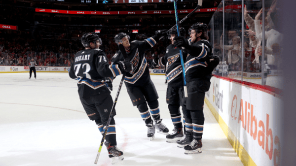 Хоккей.  НХЛ. "Вашингтон" взял верх над "Сиэтлом", Протас очков не набрал, Овечкин вновь забросил в пустые ворота
  