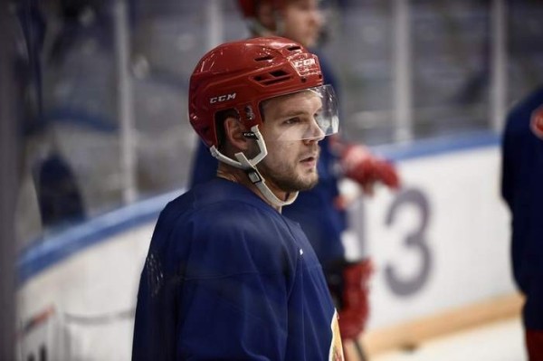 Хоккей.  КХЛ. Кирилл Готовец, оформив дубль, помог московскому "Динамо" взять верх над "Спартаком"
 