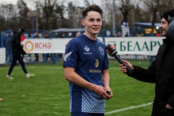 Футбол. Источник: Александр Свирепа стал игроком минского "Динамо"
Футбол. Источник: Александр Свирепа стал игроком минского "Динамо"